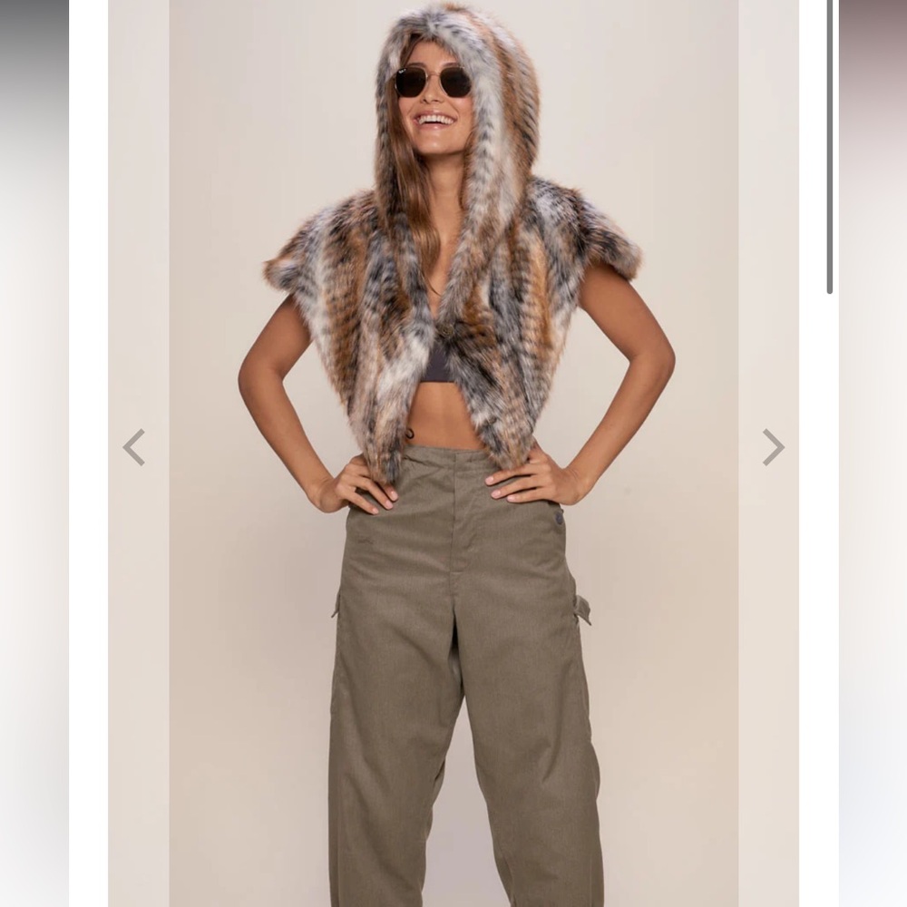 Spirithoods Redtail Hawk Shawl